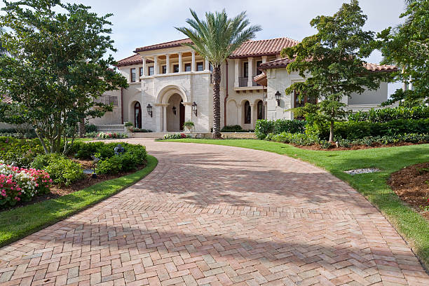 Best Driveway Pavers Contractor  in Coralville, IA